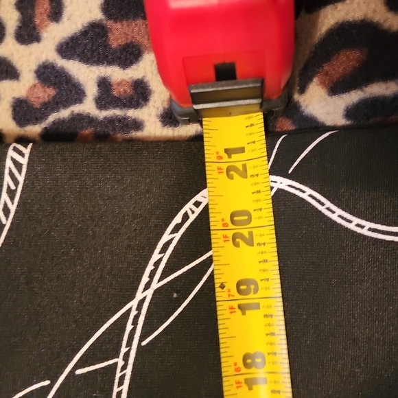 Gothic graphic design lace bunny hoodie - Picture 7 of 10